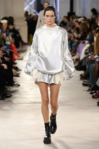 Look 36